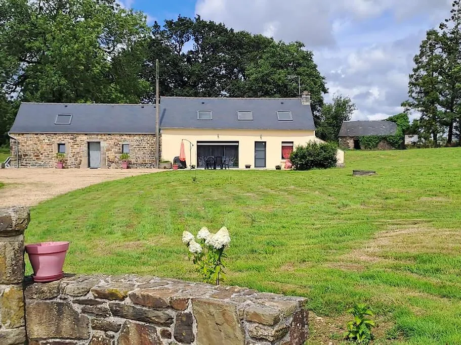 Gite Detente Domaine De Helles -Spa Privatif Et Sauna Poullaouen Francja